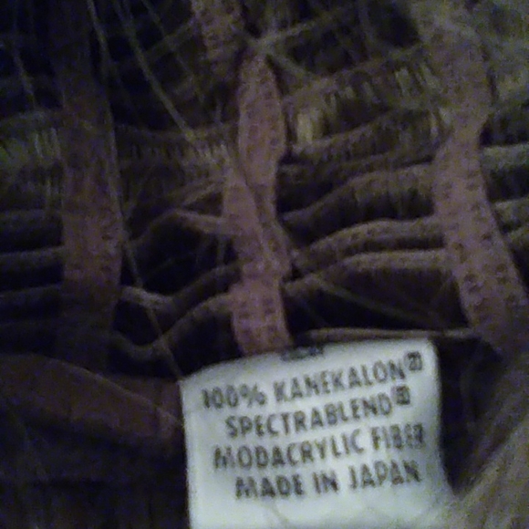 Ladies wig - Picture 8 of 16